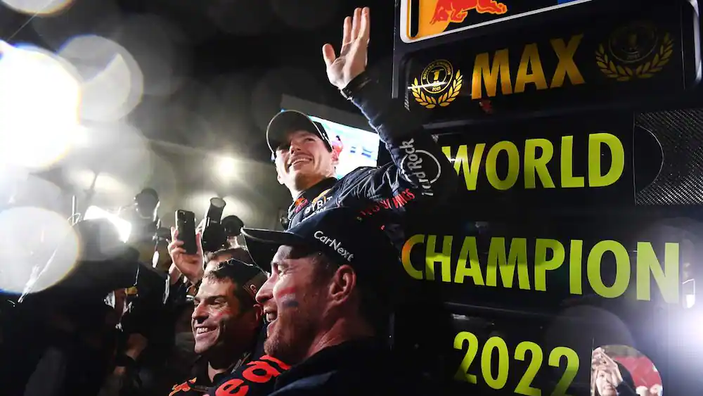 Max Verstappen é o novo campeão mundial da F1 de 2021 - No Mundo Sports